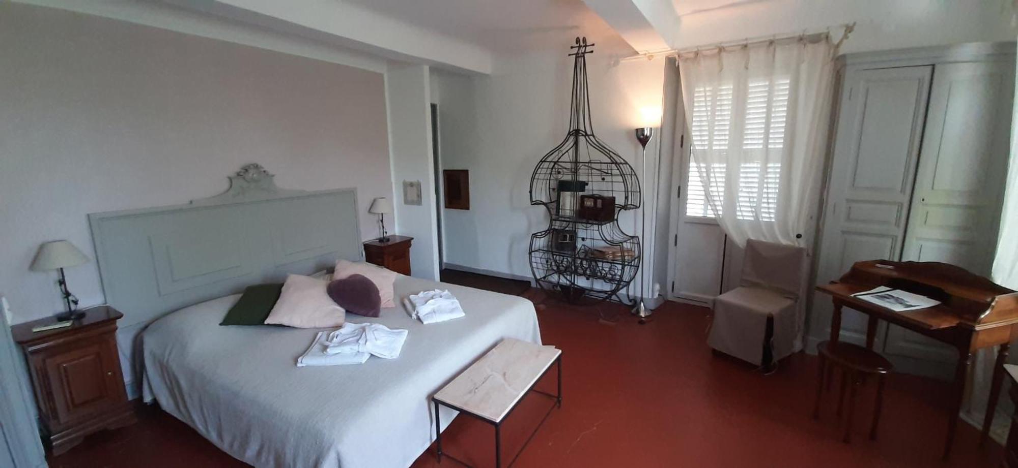 Bed And Breakfast La Grande Lauzade Le Luc Exterior foto