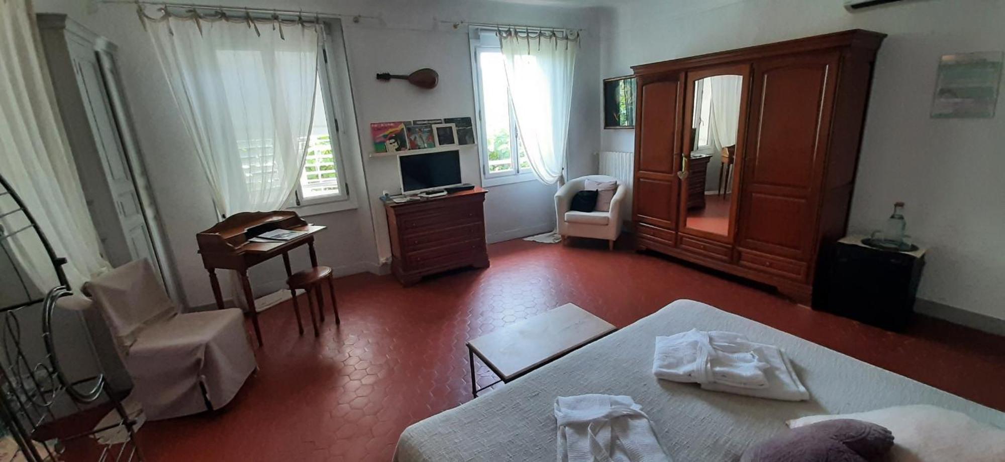 Bed And Breakfast La Grande Lauzade Le Luc Cameră foto